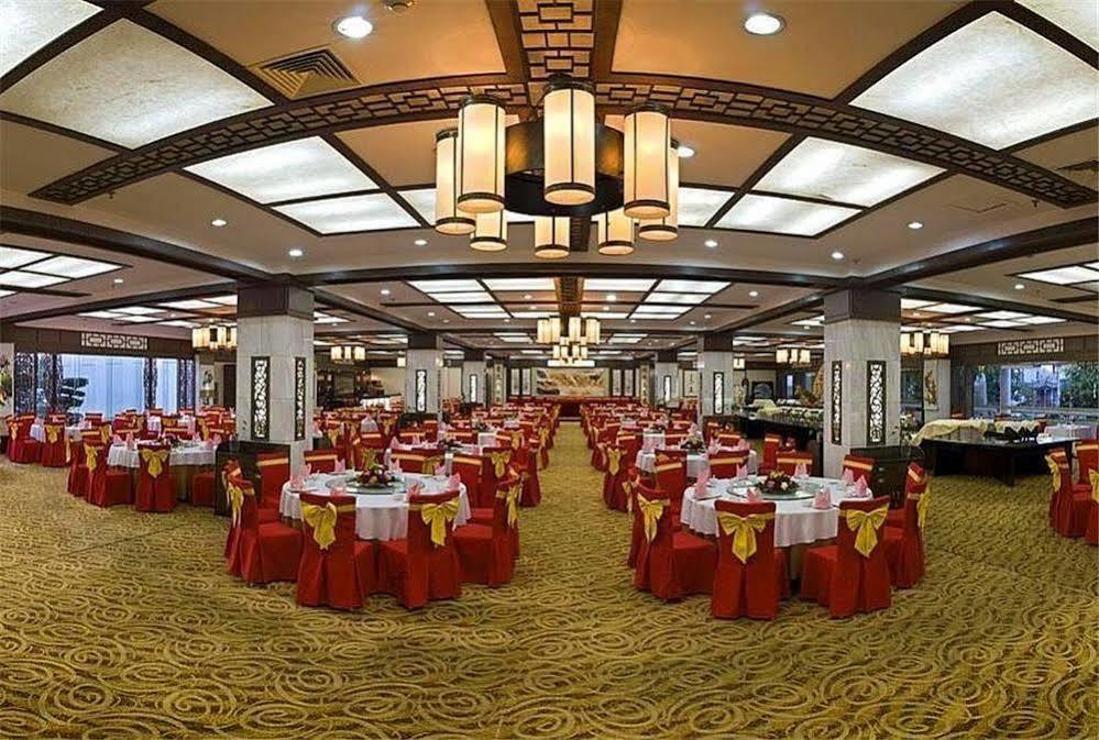 Regent Hotel Дали Екстериор снимка