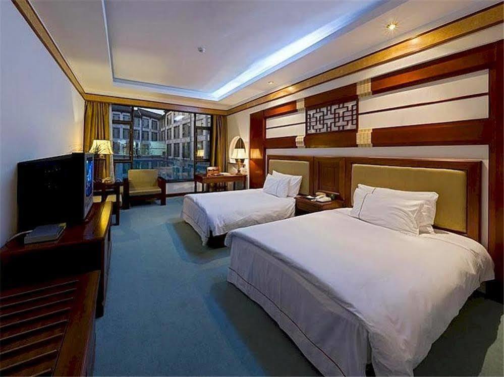 Regent Hotel Дали Екстериор снимка