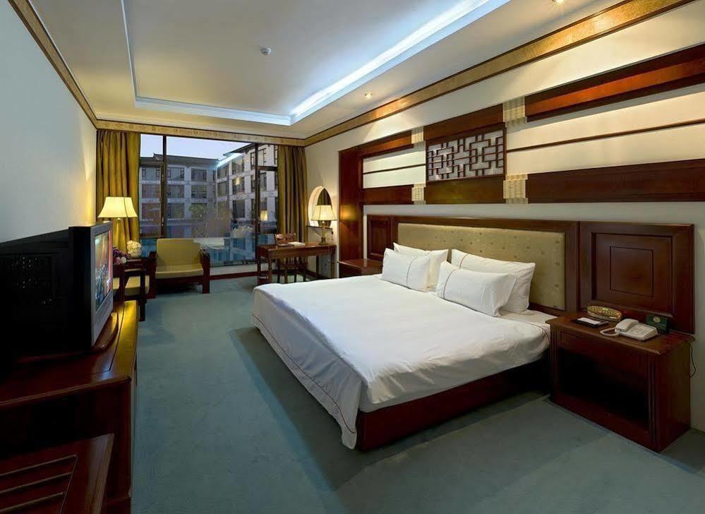 Regent Hotel Дали Екстериор снимка