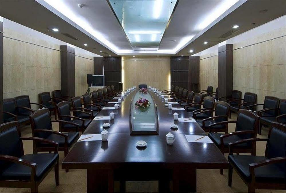 Regent Hotel Дали Екстериор снимка